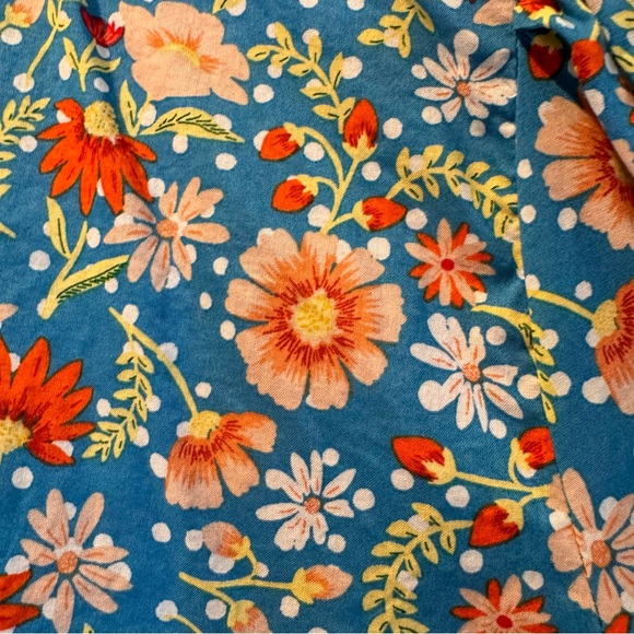 Loft Large cotton half button down puffy sleeves flowers - Picture 3 of 12